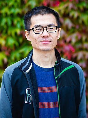 Photo of Xiao-Pan Hu